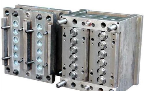 科翔模具為您分析，國(guó)內(nèi)塑料模具行業(yè)存在的問題